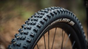 Mountain bike 28" külső